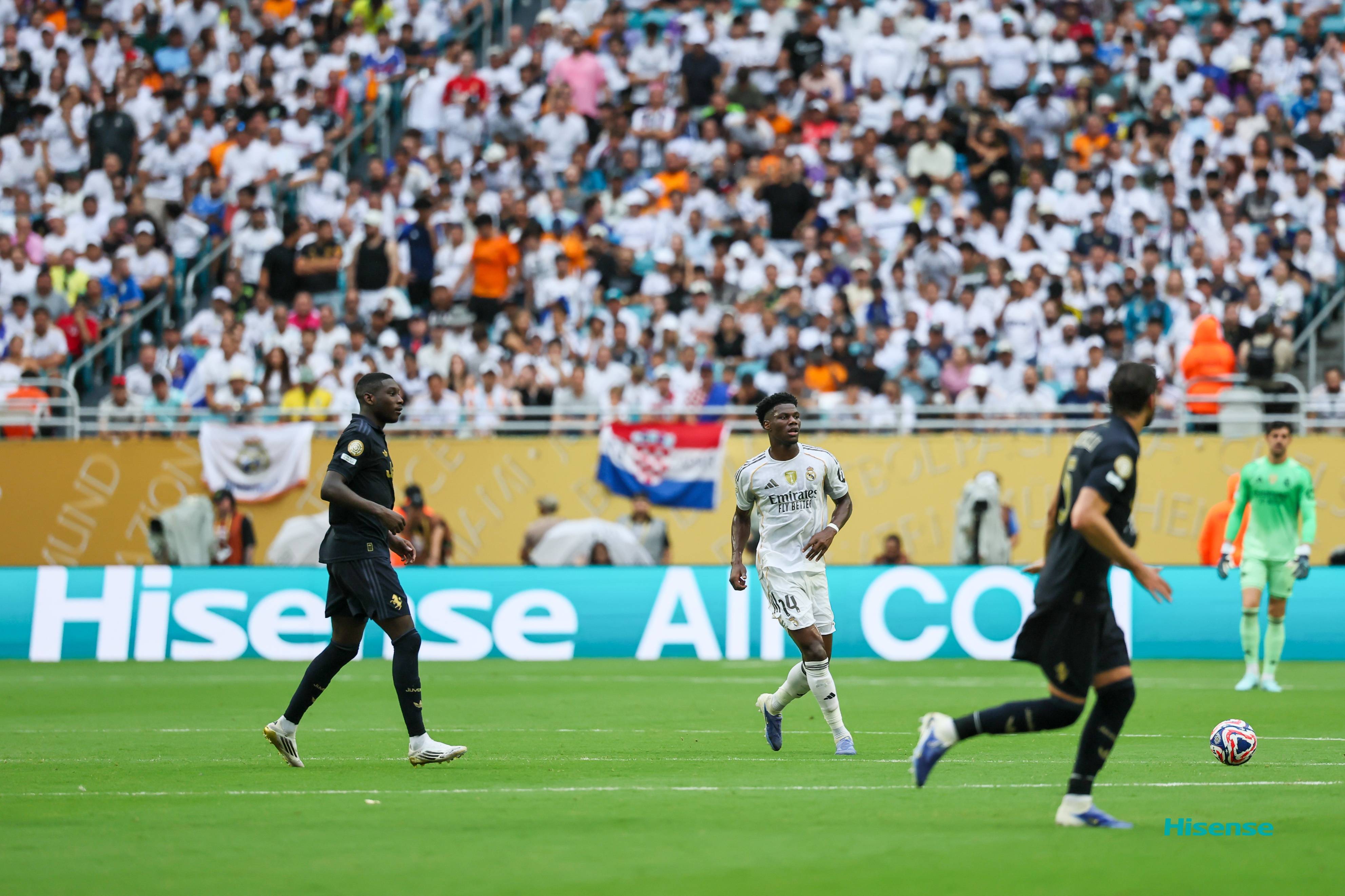 开云下载-包含穆古鲁扎巅峰对决，姆巴佩与50激战TES分钟，赛况扑朔迷离胜负难料！的词条