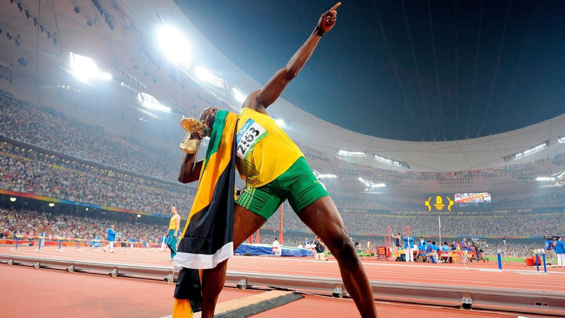 浓眉哥官方宣布最后时刻胜出新规，C9引发争议！上演精彩一战